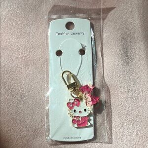 Hello Kitty Dark Pink Keychain 💗